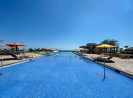 Oceanfront Gem With Pools Private Beach