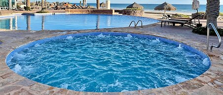 Oceanfront Condo With Astonishing View Private