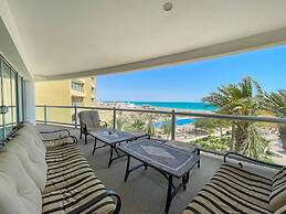 Oceanfront Condo With Astonishing View