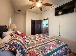 Homely Mexican Accent Apartment 2