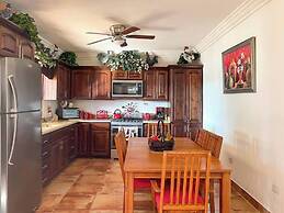 Homely Mexican Accent Apartment 2