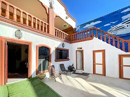 Homely Mexican Accent Apartment 2