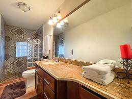Homely Mexican Accent Apartment 2