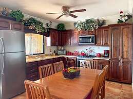Homely Mexican Accent Apartment 2