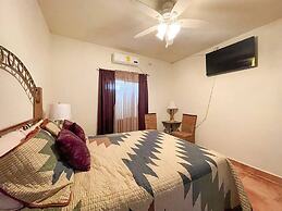 Homely Mexican Accent Apartment 2