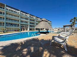 Upscale Ocean View Condo Close to it all Great