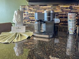Upscale Ocean View Condo Close to it all Great