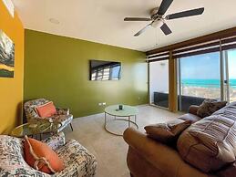 Upscale Ocean View Condo Close to it all Great