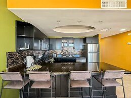 Upscale Ocean View Condo Close to it all Great