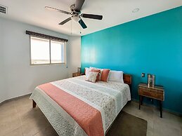 Upscale Ocean View Condo Close to it all Great