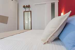 Graglia Modern Apartment by Wonderful Italy