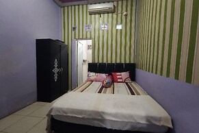 OYO 90633 Graha Dirham Homestay