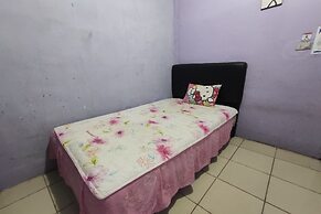 OYO 90633 Graha Dirham Homestay