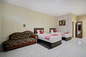 OYO 90381 Belva Guest House