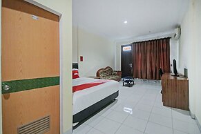 OYO 90381 Belva Guest House