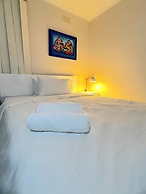 Apple House Hoppers Crossing