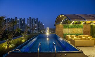 Treebo Premium Embassy Inn