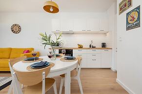 Leśmiana Apartment Gdańsk by Renters