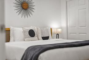 Caddy Shack - 6BD Pool with Golf Views