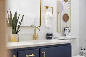 Caddy Shack - 6BD Pool with Golf Views