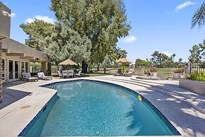 Caddy Shack - 6BD Pool with Golf Views