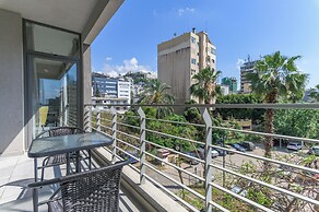Le 115 Aparthotel in Jal El Dib