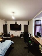 Beautiful 2-bedroom Apartment in Erdington Birming