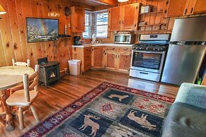 Lazy R Cottages: 3 1 Bedroom Cabin