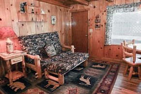 Lazy R Cottages: 3 1 Bedroom Cabin