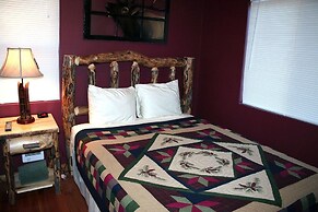 Triple R Cottages: 6 1 Bedroom Cabin