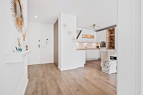 Stylish Apt Bouneweg-Süd Book Now ID225