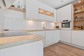 Stylish Apt Bouneweg-Süd Book Now ID225