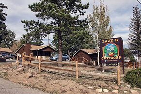 Lazy R Cottages: 4 1 Bedroom Cabin