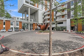 Cozy Condo Nature,park &lakeview 2 Bedroom Condo