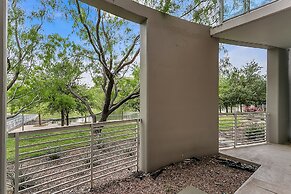 Cozy Condo Nature,park &lakeview 2 Bedroom Condo