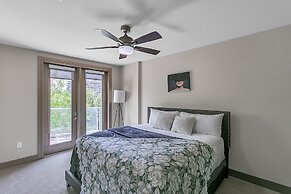 Cozy Condo Nature,park &lakeview 2 Bedroom Condo