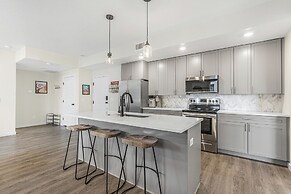 Here Comes The Sun 3 Bedroom Condo