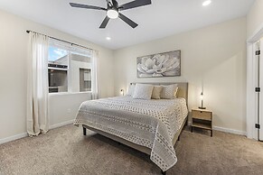 Here Comes The Sun 3 Bedroom Condo