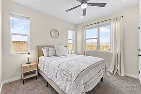 Here Comes The Sun 3 Bedroom Condo