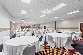 Suburban Studios Fort Dodge