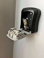 Cozy & Tranquil 1 Bedroom Dainty Haven in Kampala