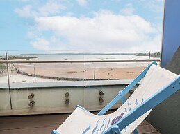 Apartment 20 Summer Place