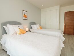 Apartment 20 Summer Place