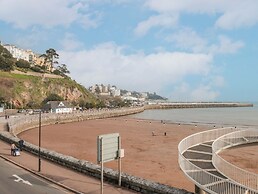 Apartment 20 Summer Place