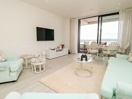 Apartment 20 Summer Place