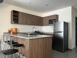 Av. Plan de San Luis 1175