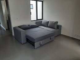 Av. Plan de San Luis 1175