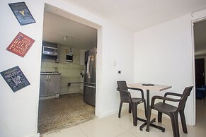 Blue Coast Hostal - Hostel