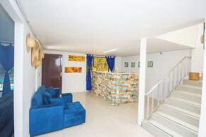 Blue Coast Hostal - Hostel