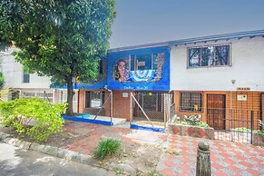 Blue Coast Hostal - Hostel